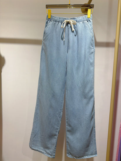 PANTALON EN JEAN OVERSIZE ANNE-LAURE