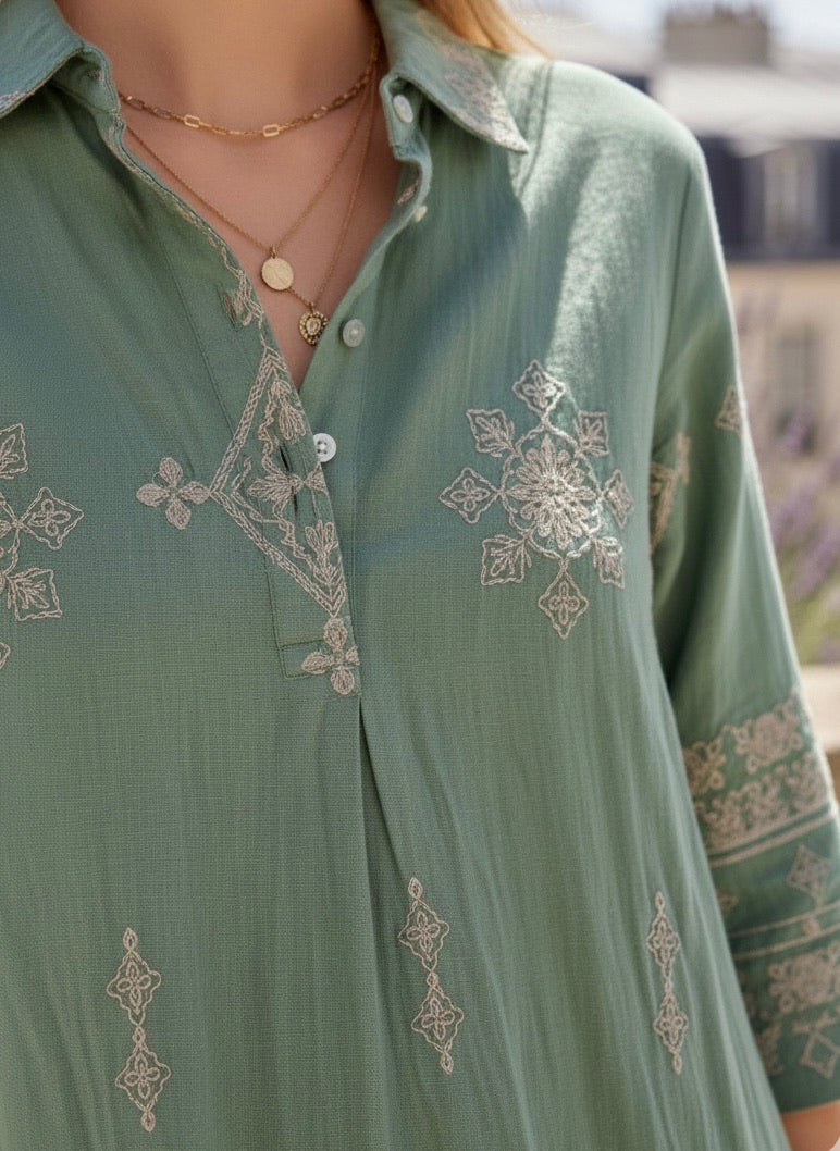 ROBE BRODÉE EUGENIE