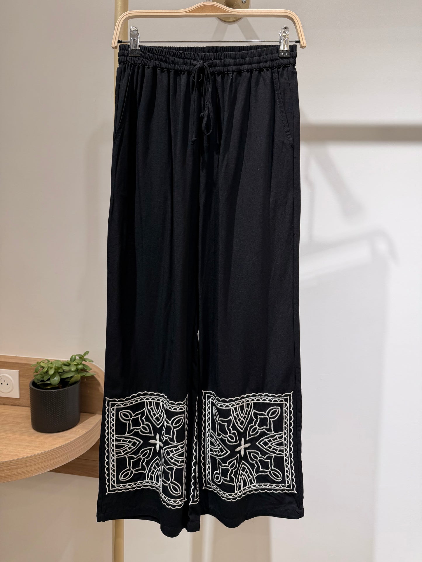 PANTALON BRODÉE KAYA