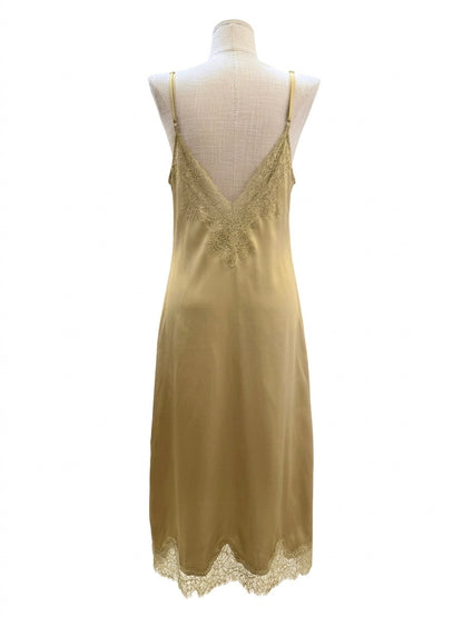 ROBE SATIN ILYS