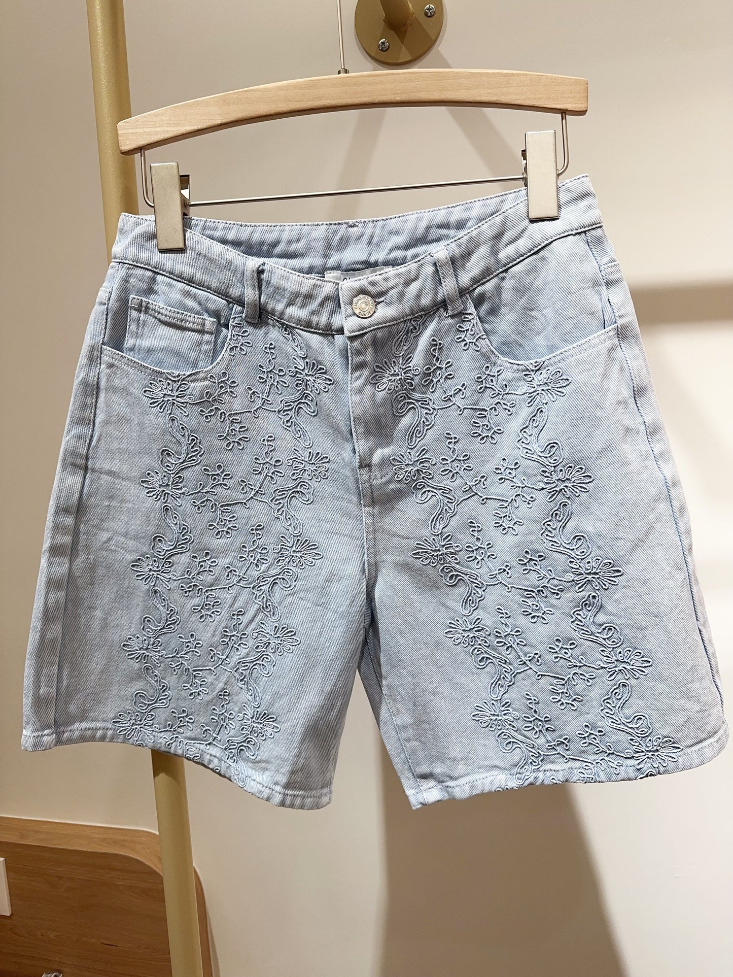 SHORT JEAN BRODÉ LILLA