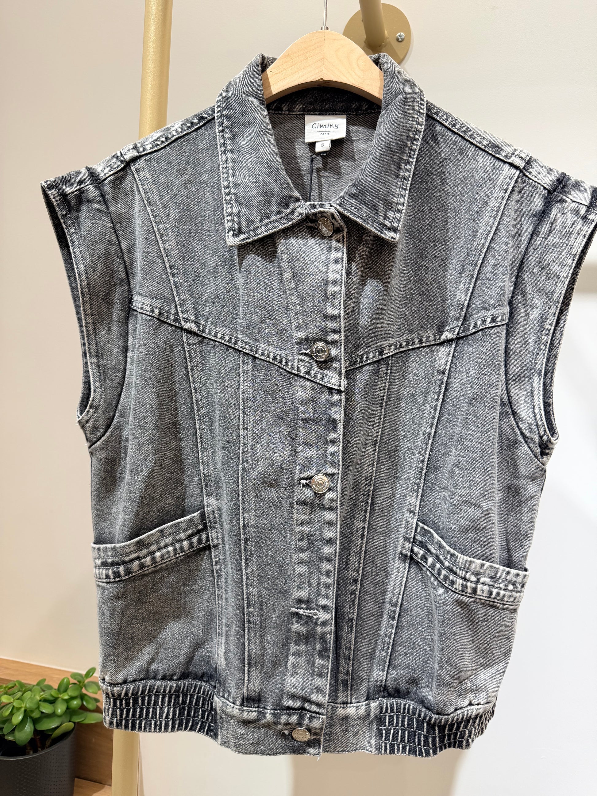 ENSEMBLE GILET ET SHORT VITALE