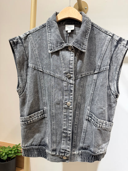 ENSEMBLE GILET ET SHORT VITALE