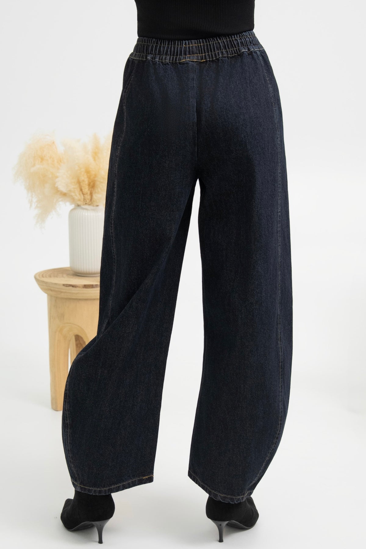 PANTALON EN JEANS ROMANCE