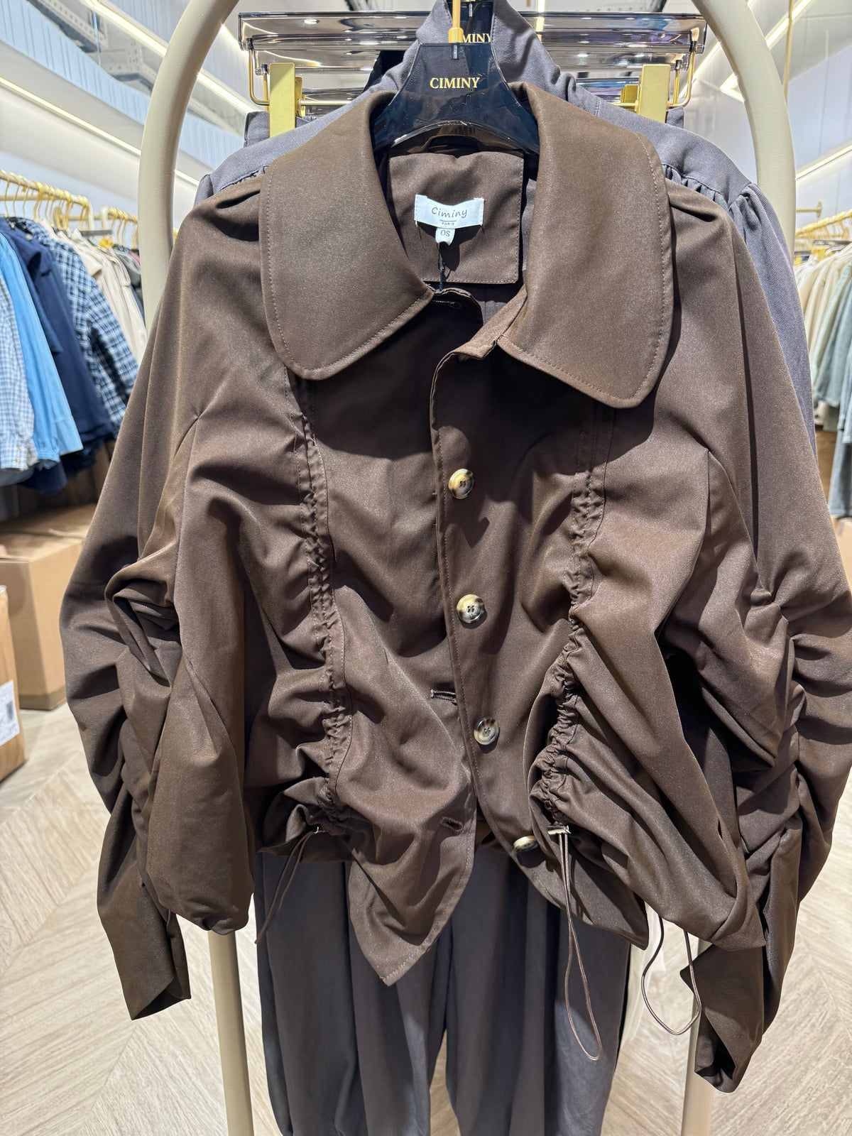 TRENCH-COAT COURT MARIE