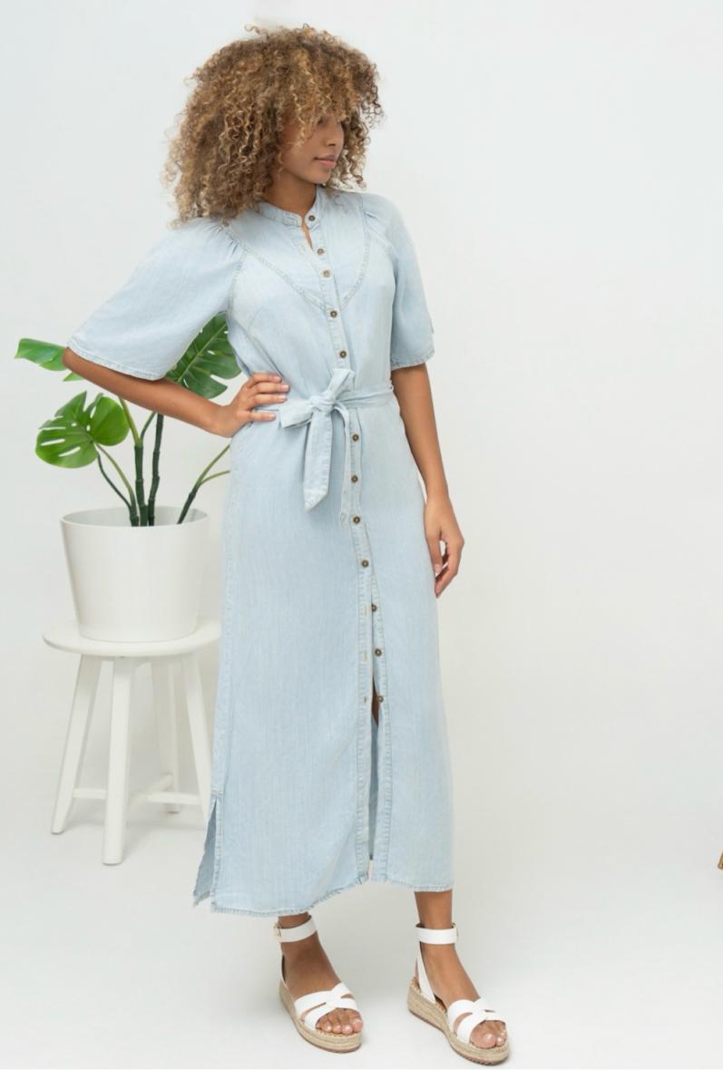 ROBE ROSE
